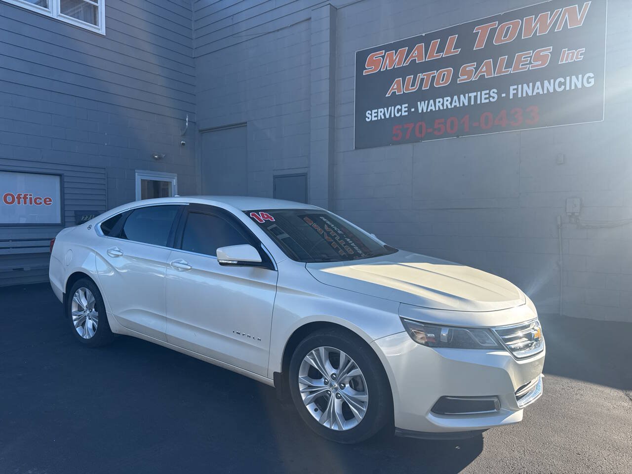 Used 2014 Chevrolet Impala LT w/ Premium Seating Package FWD image 1