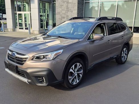 Used 2021 Subaru Outback Limited AWD/4WD image 7