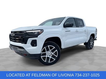 Used 2024 Chevrolet Colorado Z71 w/ Z71 Convenience Package 2