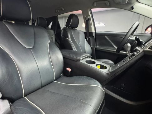 Used 2015 Toyota Venza XLE FWD image 32