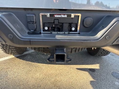 Used 2024 Chevrolet Silverado 2500 ZR2 w/ ZR2 Bison Edition image 13