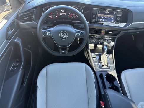 Used 2021 Volkswagen Jetta R-Line image 7