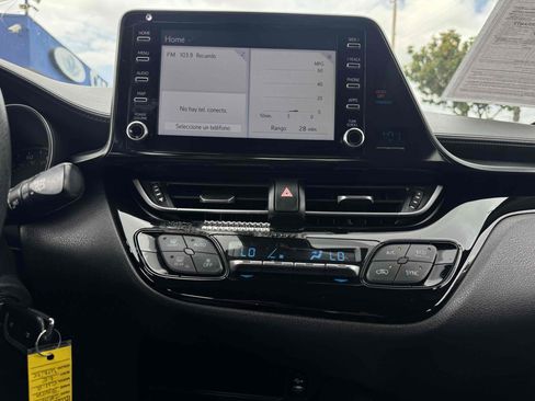 Used 2019 Toyota C-HR LE FWD image 10