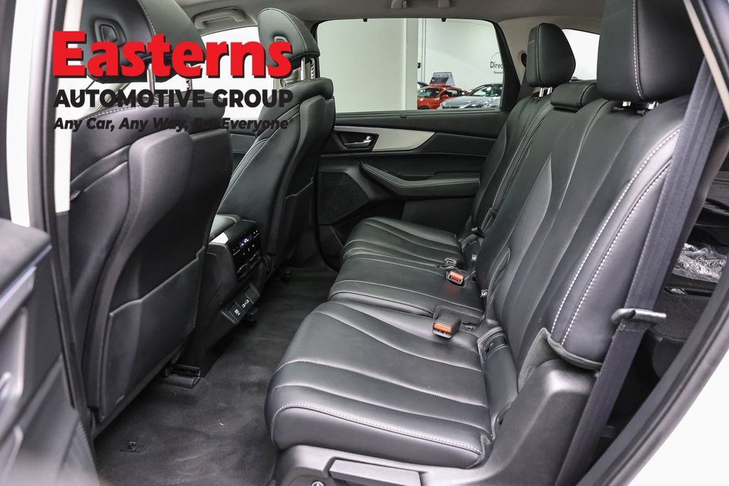 Used 2023 Acura MDX w/ Technology Package AWD/4WD image 22