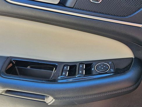 Used 2017 Ford Edge SEL w/ Equipment Group 201A AWD/4WD image 11