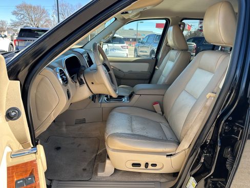 Used 2010 Ford Explorer Eddie Bauer image 11