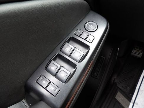 Used 2020 GMC Yukon XL SLT AWD/4WD image 26