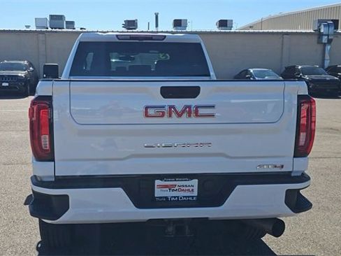 Used 2023 GMC Sierra 2500 AT4 w/ Gooseneck/5TH Wheel Package image 7