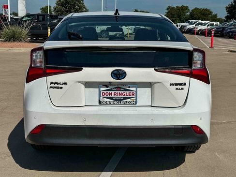 Used 2022 Toyota Prius AWD image 4