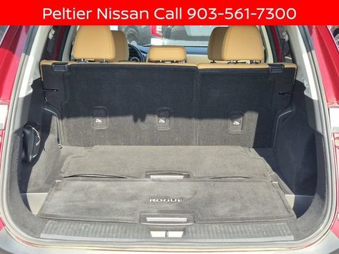 Certified 2023 Nissan Rogue Platinum w/ Platinum Premium Package FWD image 9