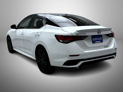 Used 2024 Nissan Sentra SR FWD image 7