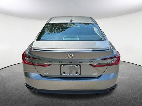 New 2026 Toyota Camry SE FWD image 8