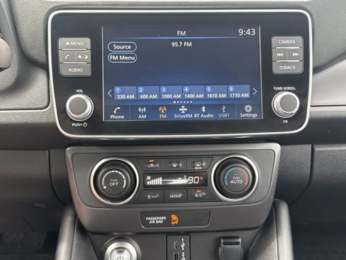 Certified 2025 Nissan Leaf S FWD image 14