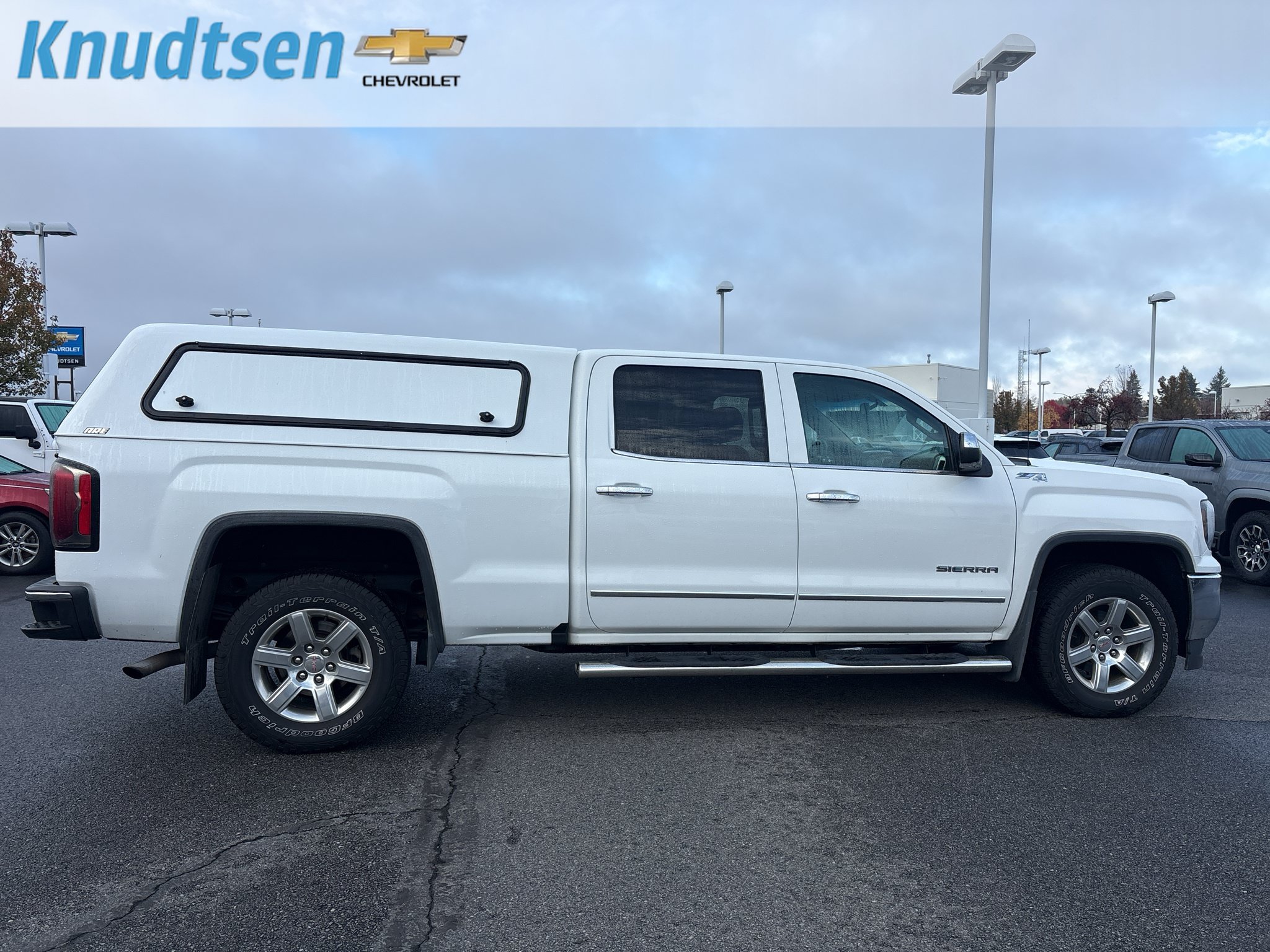 Used 2016 GMC Sierra 1500 SLT w/ Suspension Package, Off-Road AWD/4WD image 8