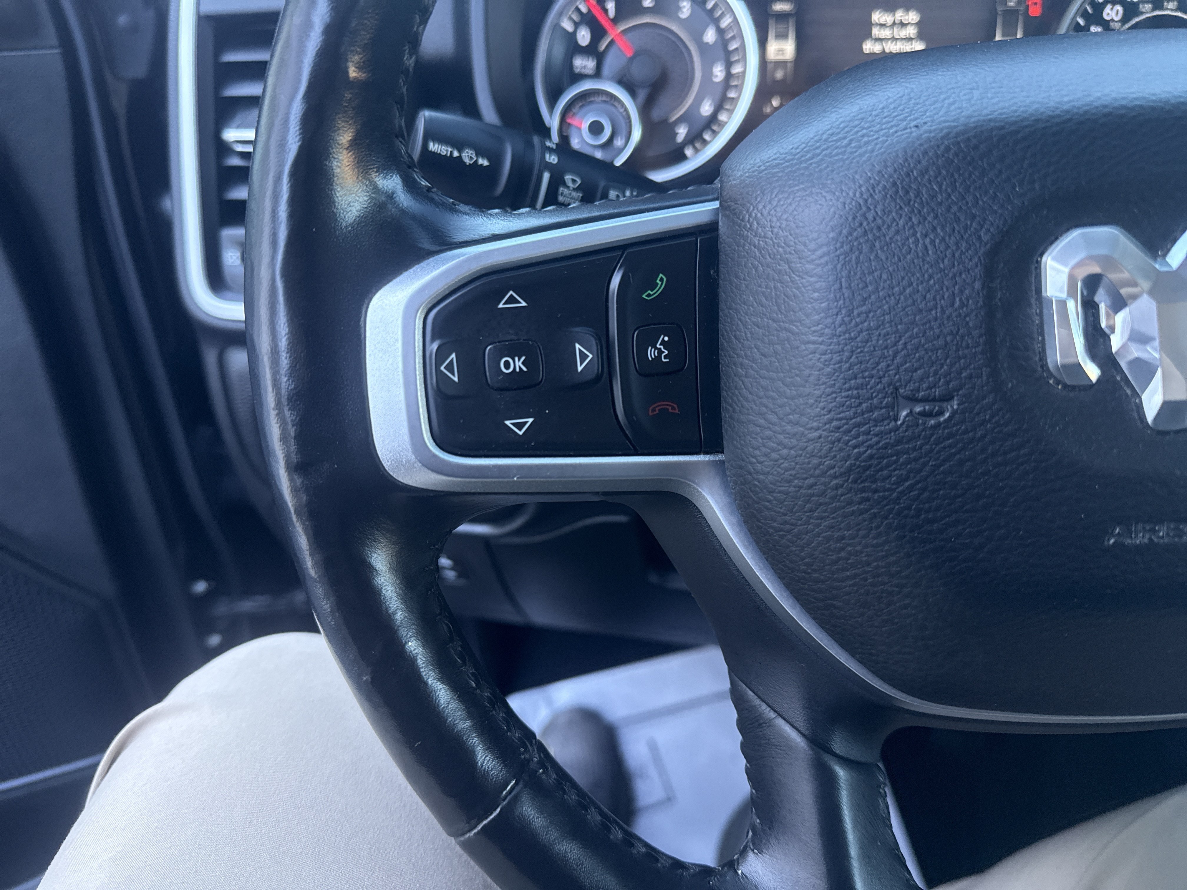 Used 2019 RAM 1500 Big Horn AWD/4WD image 18