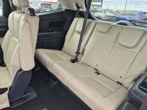 Used 2019 Subaru Ascent Limited AWD/4WD image 15