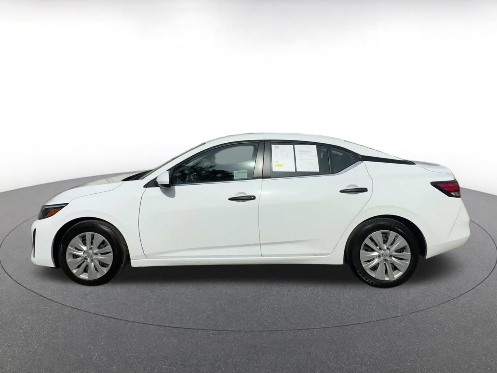 Used 2025 Nissan Sentra S FWD image 8