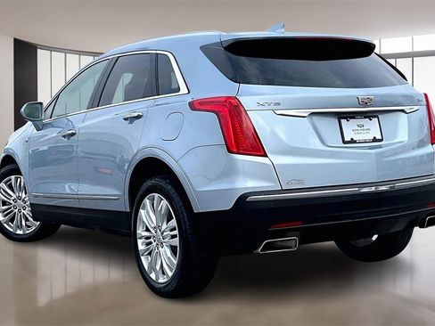 Used 2017 Cadillac XT5 Premium Luxury image 12