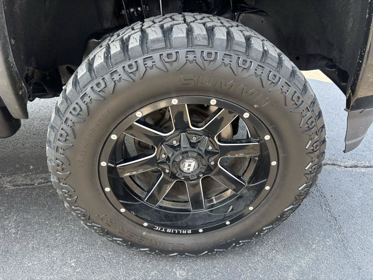 Used 2015 GMC Sierra 2500 Denali w/ Duramax Plus Package AWD/4WD image 15