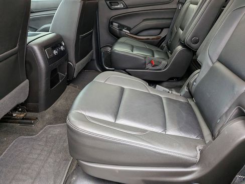 Used 2018 Chevrolet Tahoe LT image 24