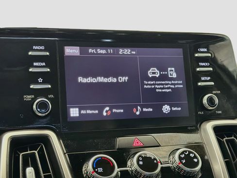 Used 2022 Kia Sorento LX FWD image 9