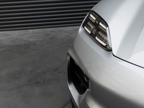 Used 2025 Porsche Macan 4S Electric image 37