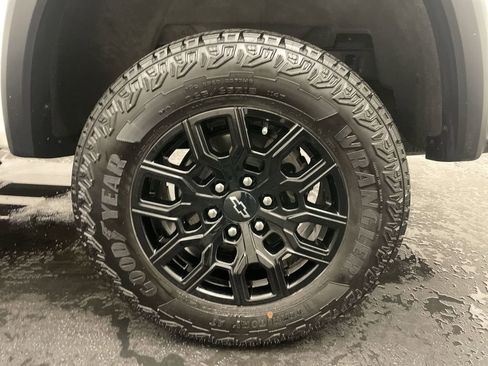 Used 2023 Chevrolet Colorado Trail Boss w/ Advanced Trailering Package image 24