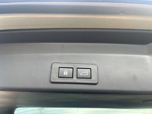 Certified 2024 Subaru Ascent Touring image 11