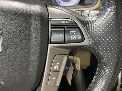 Used 2015 Honda Pilot Touring image 21
