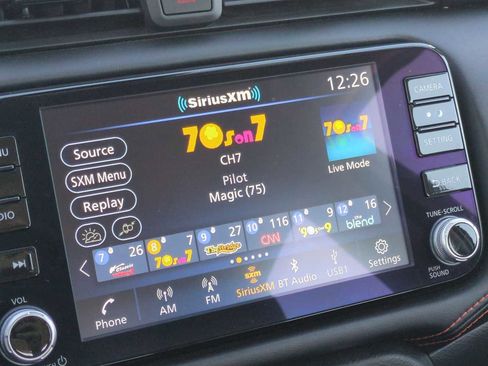 Used 2024 Nissan Versa SR image 13