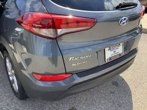 Used 2017 Hyundai Tucson SE w/ SE Popular Package 02 AWD/4WD image 23