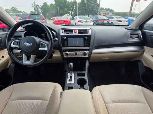 Used 2016 Subaru Outback 2.5i Premium AWD/4WD image 14