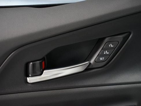 New 2026 Toyota Prius Plug-In Hybrid image 32