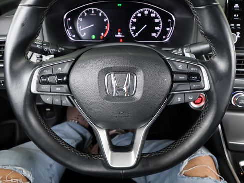 Used 2018 Honda Accord Touring image 53