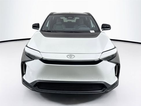 Used 2024 Toyota bZ4X XLE image 9