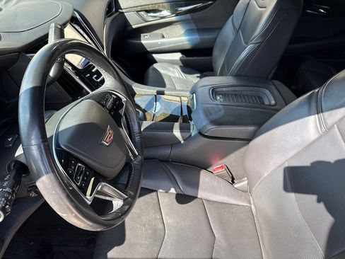 Used 2020 Cadillac Escalade Platinum AWD/4WD image 20
