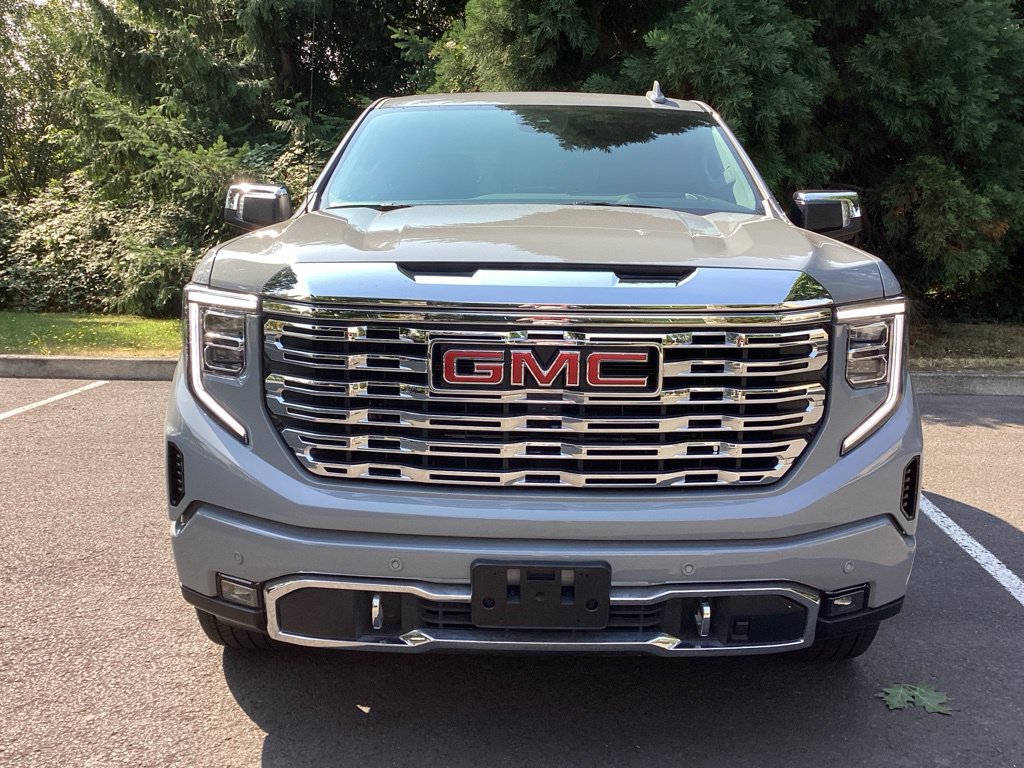 Used 2025 GMC Sierra 1500 Denali w/ Denali Reserve Package AWD/4WD image 20