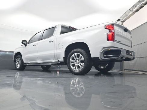 Used 2024 Chevrolet Silverado 1500 LTZ w/ LTZ Premium Package image 19