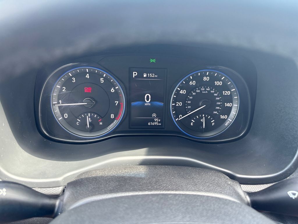 Used 2022 Hyundai Kona SEL w/ Convenience Package FWD image 9