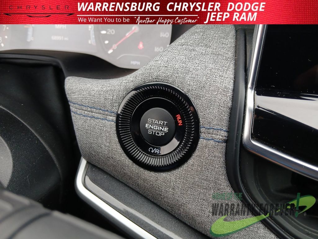 Used 2024 Jeep Compass Latitude AWD/4WD image 28