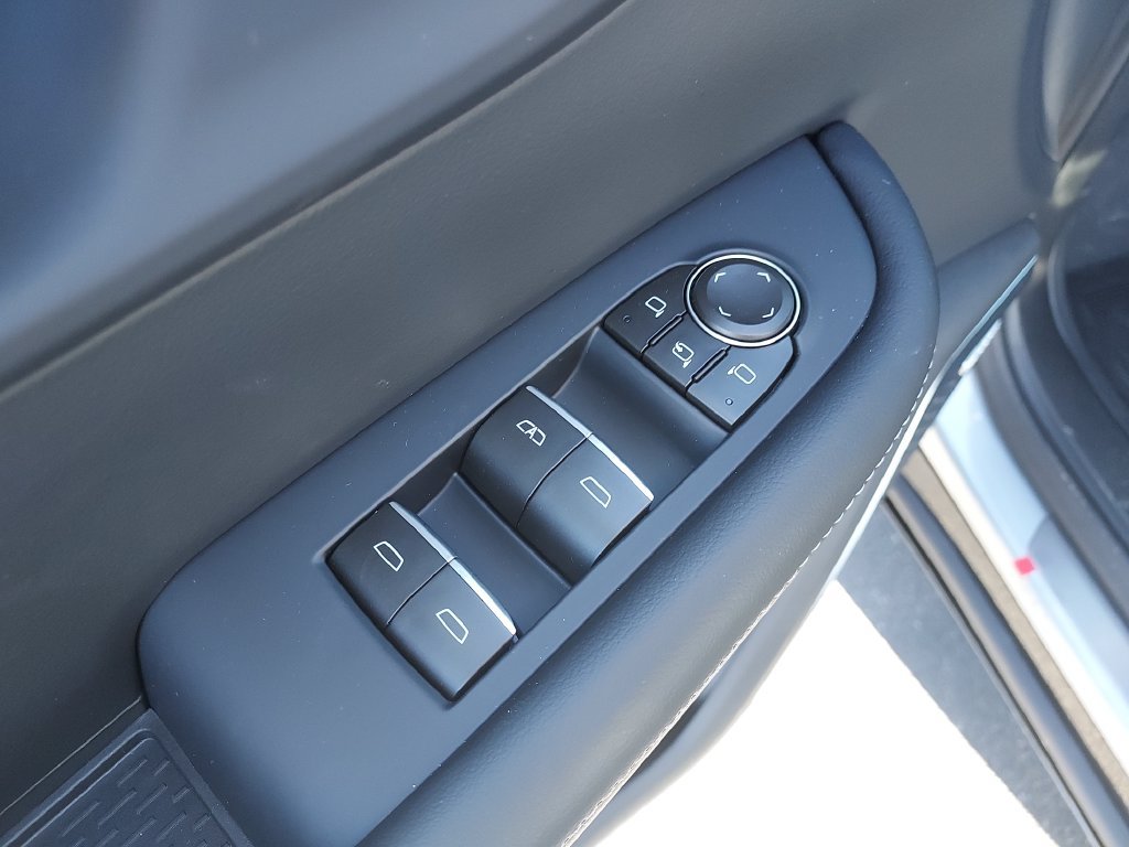 New 2027 Buick Enclave Sport Touring w/ LPO, Floor Liner Package FWD image 11