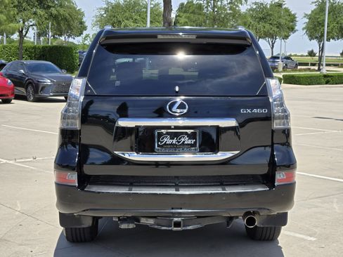 Used 2015 Lexus GX 460 w/ Premium Package AWD/4WD image 4