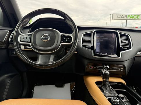 Used 2018 Volvo XC90 T6 Momentum w/ Convenience Package AWD/4WD image 30