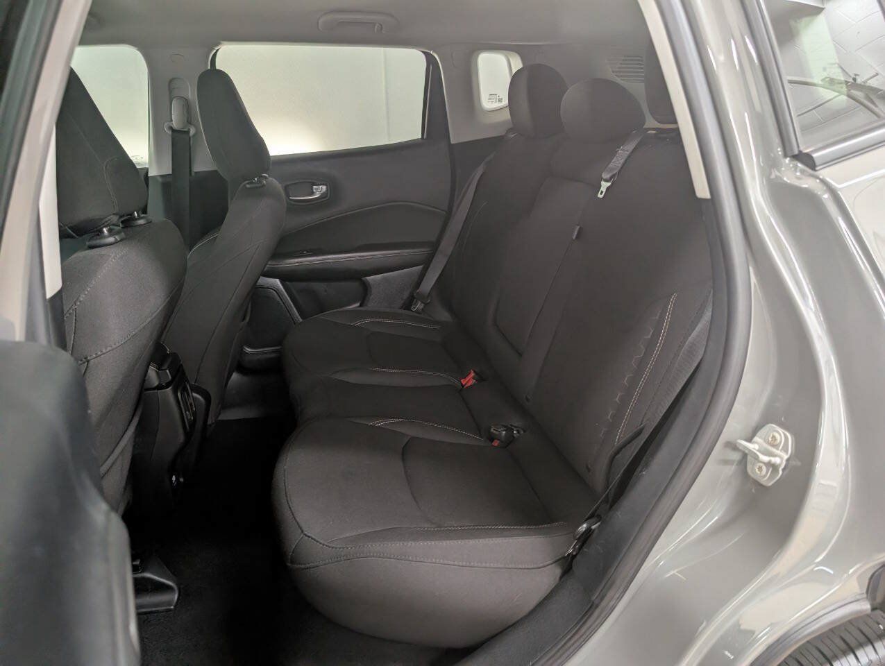 Used 2021 Jeep Compass Sport AWD/4WD image 14