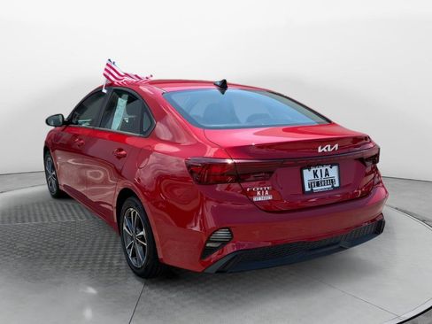 Used 2024 Kia Forte LXS w/ LXS Technology Package FWD image 6