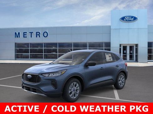 New 2025 Ford Escape Active w/ Cold Weather Package image 2