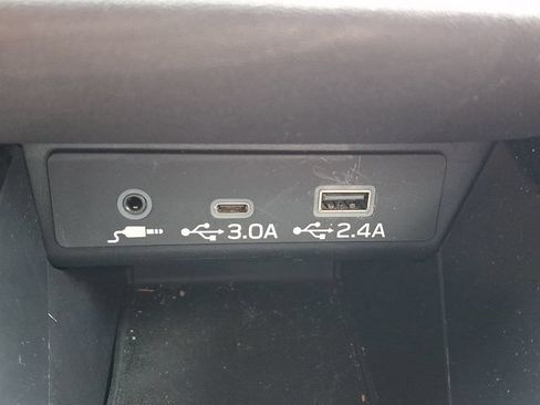 Used 2024 Subaru Outback Premium AWD/4WD image 38