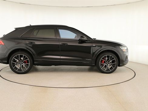 Used 2023 Audi Q8 Premium Plus w/ Premium Plus Package image 8