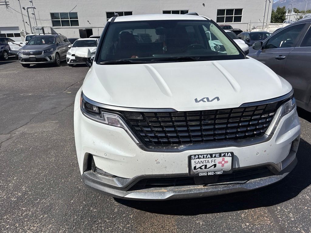 Used 2024 Kia Carnival SX FWD image 5