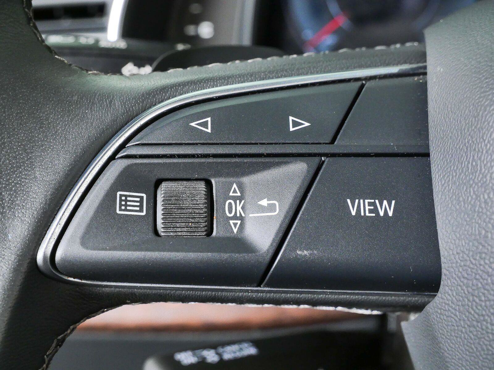 Used 2023 Audi Q8 Premium Plus w/ Premium Plus Package AWD/4WD image 13